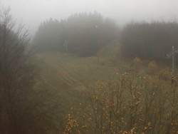 Kamera na svahu B, pohled od chaty