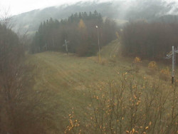 Kamera na svahu B, pohled od chaty