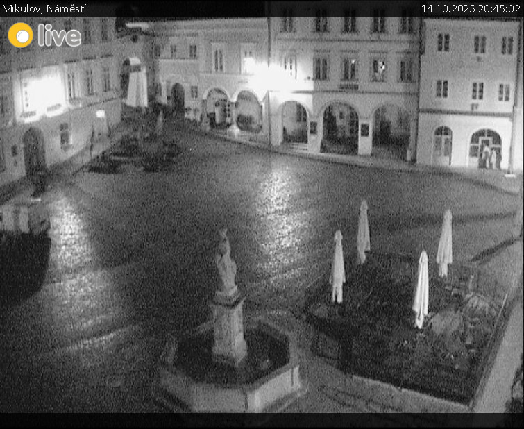 Město Mikulov - Mikulov, Náměstí - 14.10.2025 v 20:45 Město Mikulov - Mikulov, Náměstí - 14.10.2025 v 20:45