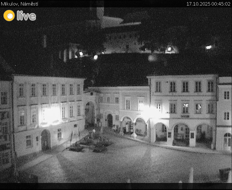 Město Mikulov - Mikulov, Náměstí - 17.10.2025 v 00:45 Město Mikulov - Mikulov, Náměstí - 17.10.2025 v 00:45