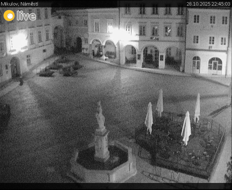 Město Mikulov - Mikulov, Náměstí - 28.10.2025 v 22:45 Město Mikulov - Mikulov, Náměstí - 28.10.2025 v 22:45
