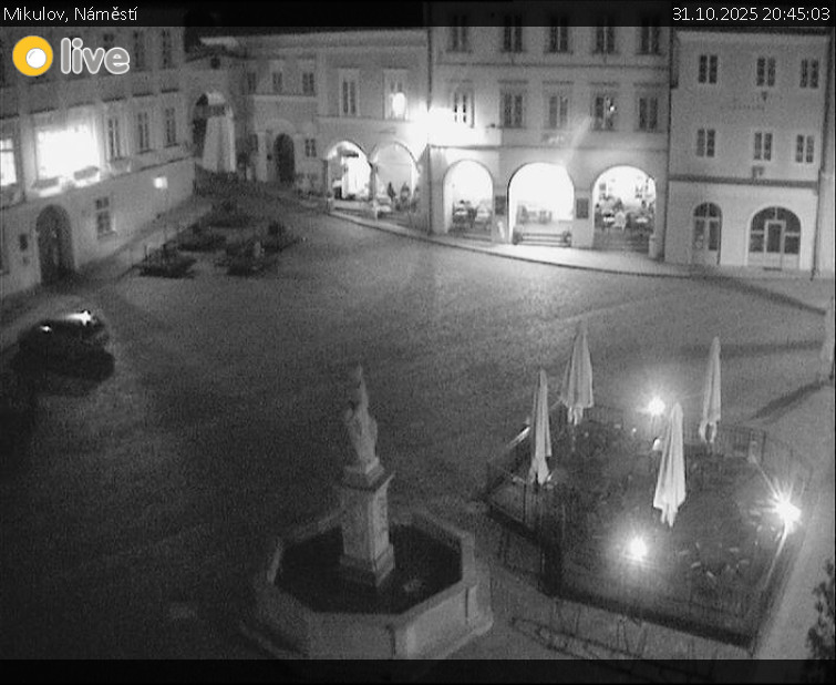 Město Mikulov - Mikulov, Náměstí - 31.10.2025 v 20:45 Město Mikulov - Mikulov, Náměstí - 31.10.2025 v 20:45
