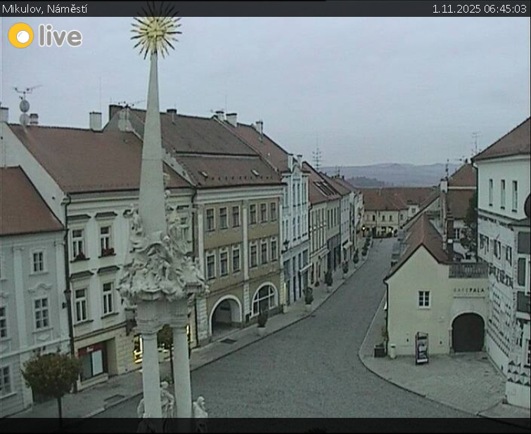 Město Mikulov - Mikulov, Náměstí - 1.11.2025 v 06:45 Město Mikulov - Mikulov, Náměstí - 1.11.2025 v 06:45