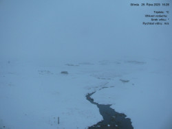 Luční bouda, pramen Bílého Labe