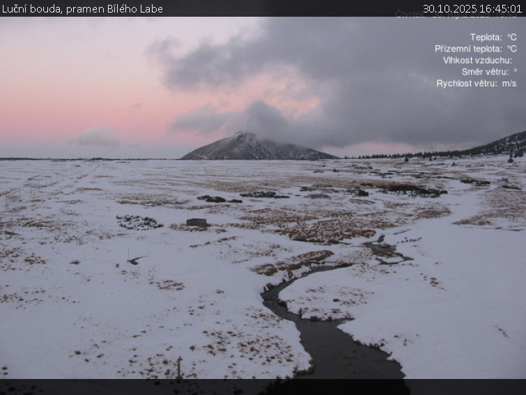 Luční bouda - Luční bouda, pramen Bílého Labe - 30.10.2025 v 16:45 Luční bouda - Luční bouda, pramen Bílého Labe - 30.10.2025 v 16:45