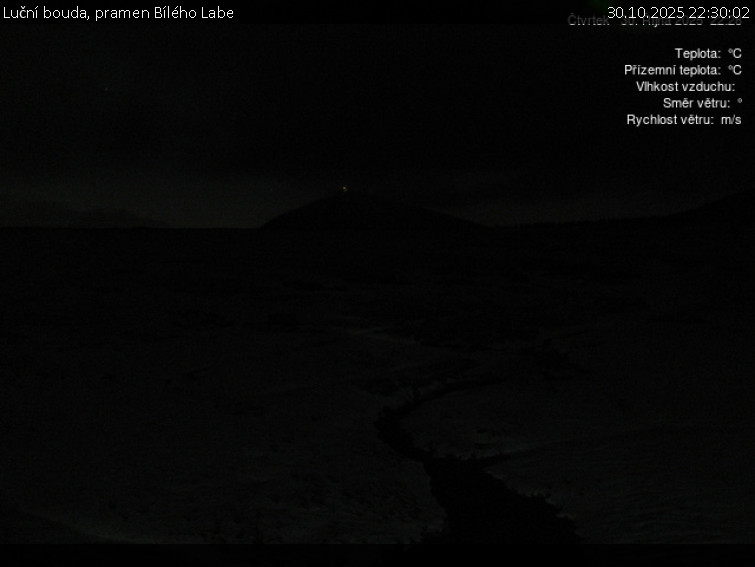 Luční bouda - Luční bouda, pramen Bílého Labe - 30.10.2025 v 22:30 Luční bouda - Luční bouda, pramen Bílého Labe - 30.10.2025 v 22:30