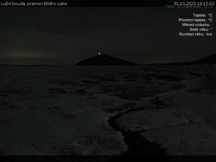 Luční bouda - Luční bouda, pramen Bílého Labe - 31.10.2025 v 19:15 Luční bouda - Luční bouda, pramen Bílého Labe - 31.10.2025 v 19:15