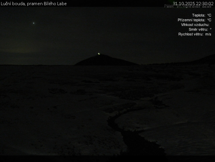 Luční bouda - Luční bouda, pramen Bílého Labe - 31.10.2025 v 22:30 Luční bouda - Luční bouda, pramen Bílého Labe - 31.10.2025 v 22:30