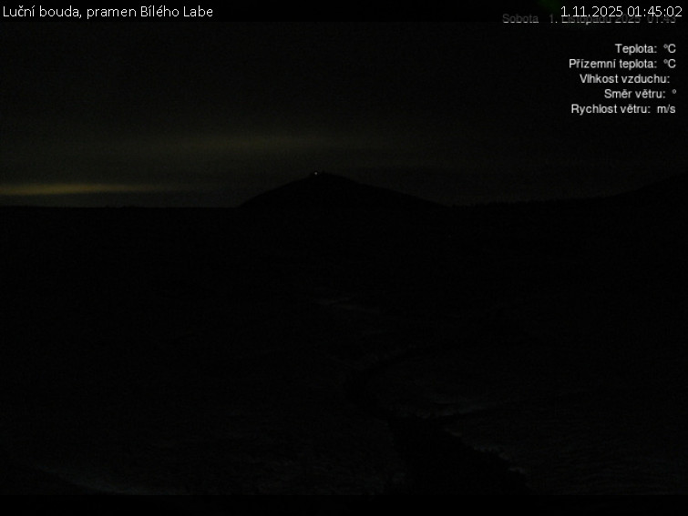 Luční bouda - Luční bouda, pramen Bílého Labe - 1.11.2025 v 01:45 Luční bouda - Luční bouda, pramen Bílého Labe - 1.11.2025 v 01:45