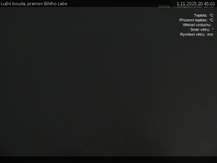 Luční bouda - Luční bouda, pramen Bílého Labe - 1.11.2025 v 20:45 Luční bouda - Luční bouda, pramen Bílého Labe - 1.11.2025 v 20:45