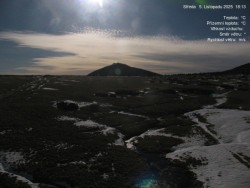 Luční bouda, pramen Bílého Labe