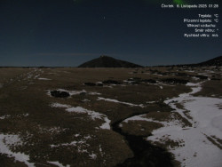 Luční bouda, pramen Bílého Labe