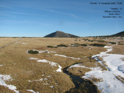 Luční bouda, pramen Bílého Labe