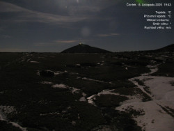 Luční bouda, pramen Bílého Labe