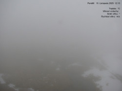 Luční bouda, pramen Bílého Labe