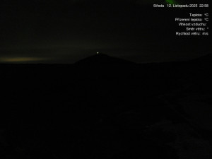 Luční bouda - Luční bouda, pramen Bílého Labe - 12.11.2025 v 23:00 Luční bouda - Luční bouda, pramen Bílého Labe - 12.11.2025 v 23:00