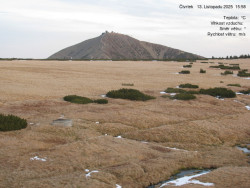 Luční bouda, pramen Bílého Labe