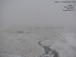 Luční bouda, pramen Bílého Labe