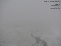 Luční bouda, pramen Bílého Labe