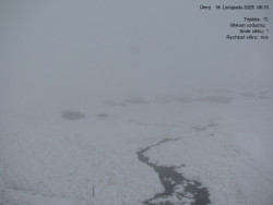 Luční bouda, pramen Bílého Labe