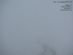 Luční bouda, pramen Bílého Labe