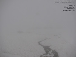 Luční bouda, pramen Bílého Labe