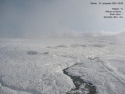 Luční bouda, pramen Bílého Labe