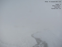 Luční bouda, pramen Bílého Labe