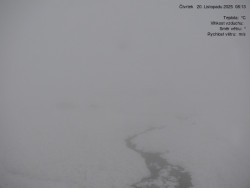 Luční bouda, pramen Bílého Labe