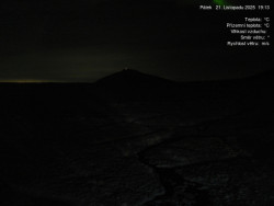 Luční bouda, pramen Bílého Labe