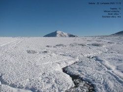 Luční bouda, pramen Bílého Labe