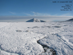 Luční bouda, pramen Bílého Labe