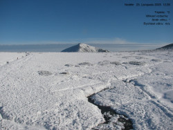 Luční bouda, pramen Bílého Labe