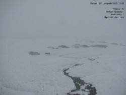 Luční bouda, pramen Bílého Labe