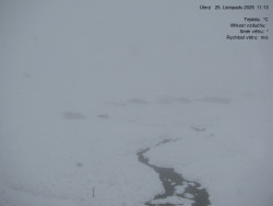 Luční bouda, pramen Bílého Labe