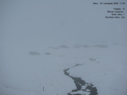 Luční bouda, pramen Bílého Labe