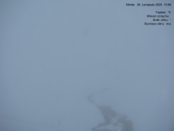 Luční bouda, pramen Bílého Labe