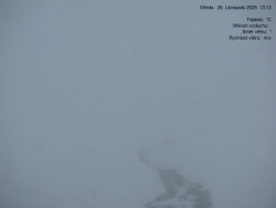 Luční bouda, pramen Bílého Labe