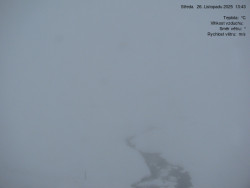 Luční bouda, pramen Bílého Labe