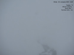 Luční bouda, pramen Bílého Labe