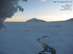 Luční bouda, pramen Bílého Labe