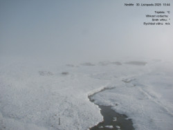 Luční bouda, pramen Bílého Labe