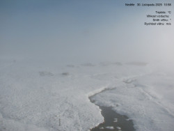 Luční bouda, pramen Bílého Labe