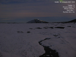 Luční bouda, pramen Bílého Labe