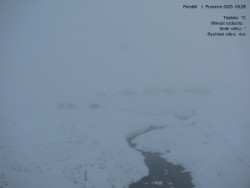 Luční bouda, pramen Bílého Labe