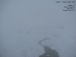 Luční bouda, pramen Bílého Labe