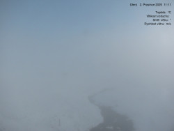 Luční bouda, pramen Bílého Labe