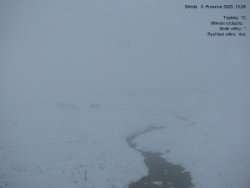 Luční bouda, pramen Bílého Labe