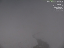 Luční bouda, pramen Bílého Labe