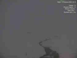 Luční bouda, pramen Bílého Labe